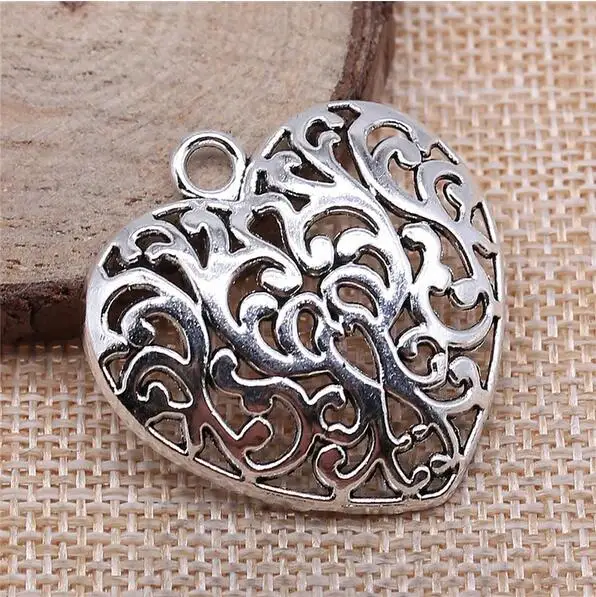 

4pcs 35x35mm Tibetan Silver Alloy Charm Floral Hollow out Heart Shaped Pendant EF3735