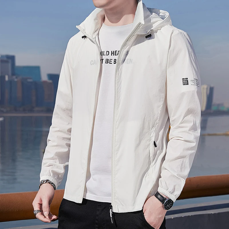 Chaqueta ultrafina para hombre, abrigo impermeable de seda de hielo, de secado rápido, cortavientos informal, con capucha, protector solar para