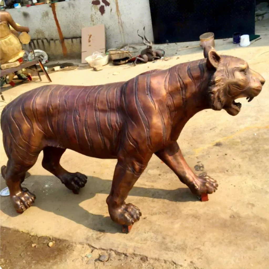 Statue En Bronze Grandeur Nature Outdoor Garden Decorative Large Animal Statues Garden Life Size Bronze tiger Sculpture for Sale