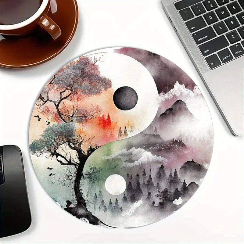 

The Taiji Tree and Mountain designed circular mouse pad with anti-slip rubber base is very suitable for use in offices and homes