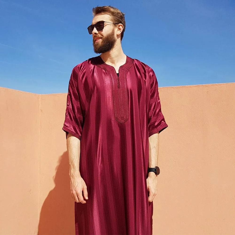 2023 New Morocco Dubai Clothing Striped Robe with Middle Sleeve Embroidery Saudi Ara