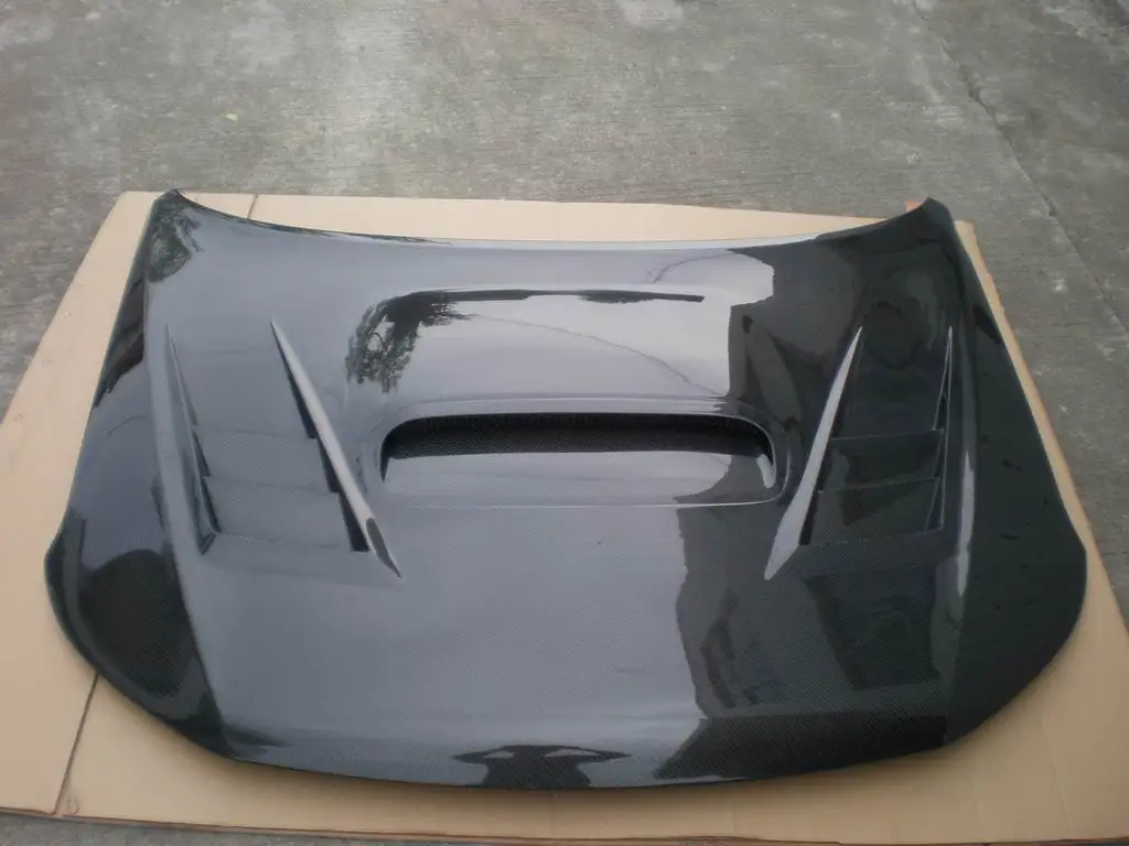 Carbon Fiber Engine Hood Bonnet for 2008-2012  Forester Car Accessory Engine Hood