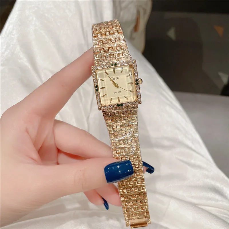 Retro Square Watch For Women With Inlaid Diamonds Light Luxury Gold Minimalist Quartz Watches
