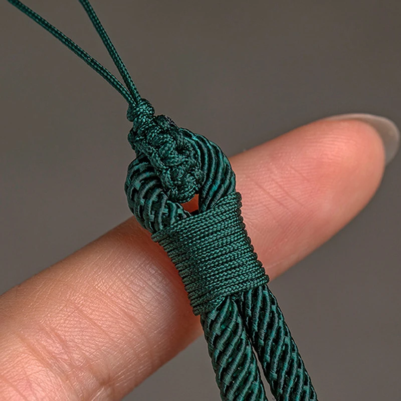 Handy-Lanyard, kurzes Handgelenksband, verstärkt, farblich passend, handgewebter Anhänger, Damen- und Herren-Accessoire, Anti-Verlust-Lanyard – Detail 11