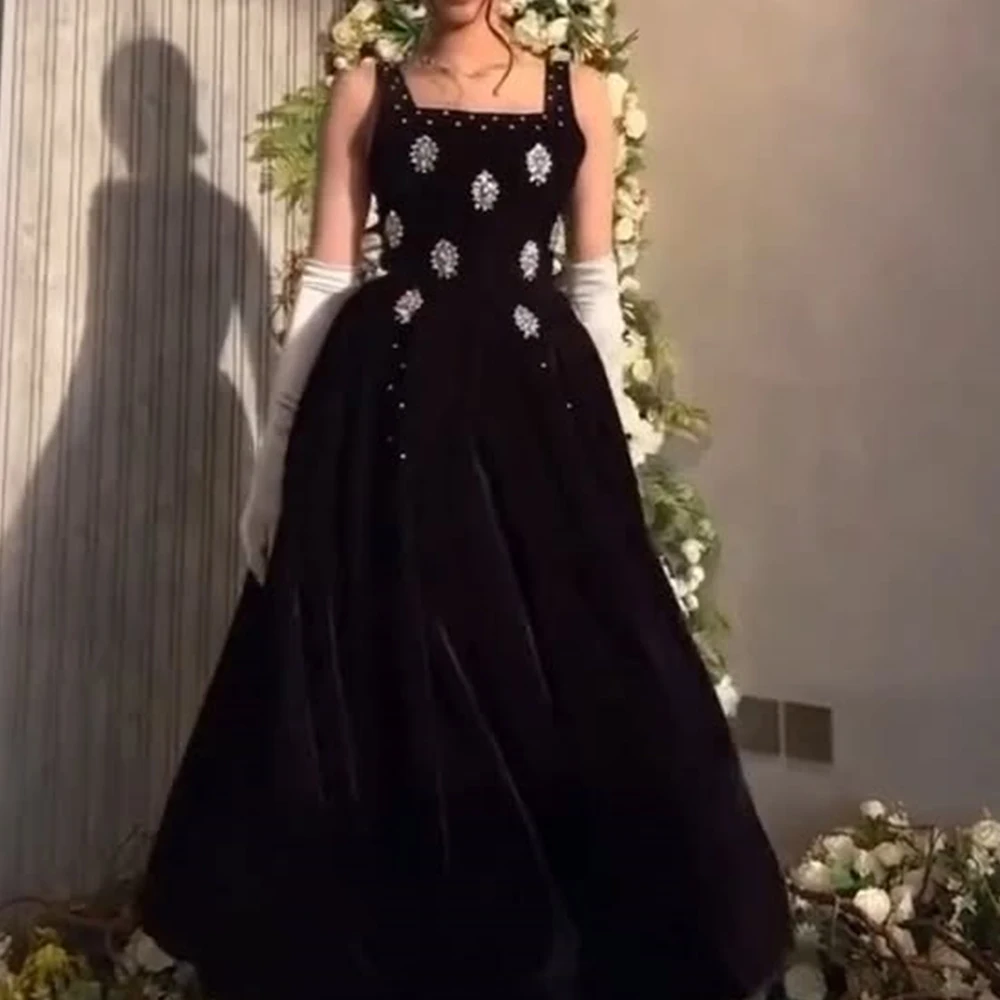 

Luxury 2025 Evening Gowns for Women Velour A-line Celebrity Dress Black Square Neck Rhinestones/Crystals Birthday Dress Long