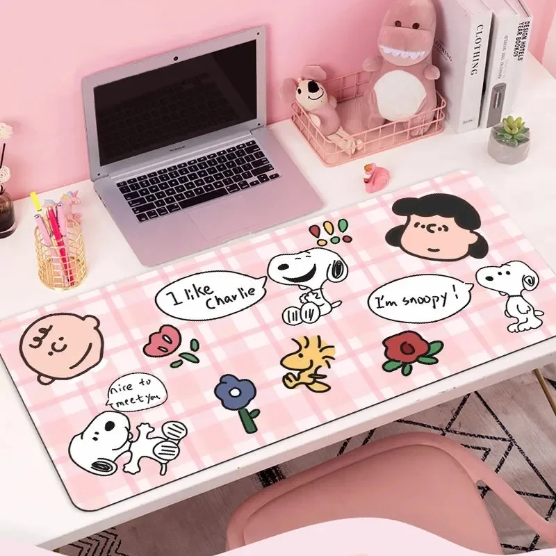 

MINISO Disney Cartoon Snoopy Large Cute Mouse Pad Student Dormitory Wrist Guard Mat Computer Gamer Keyboard Mousepad Decoration