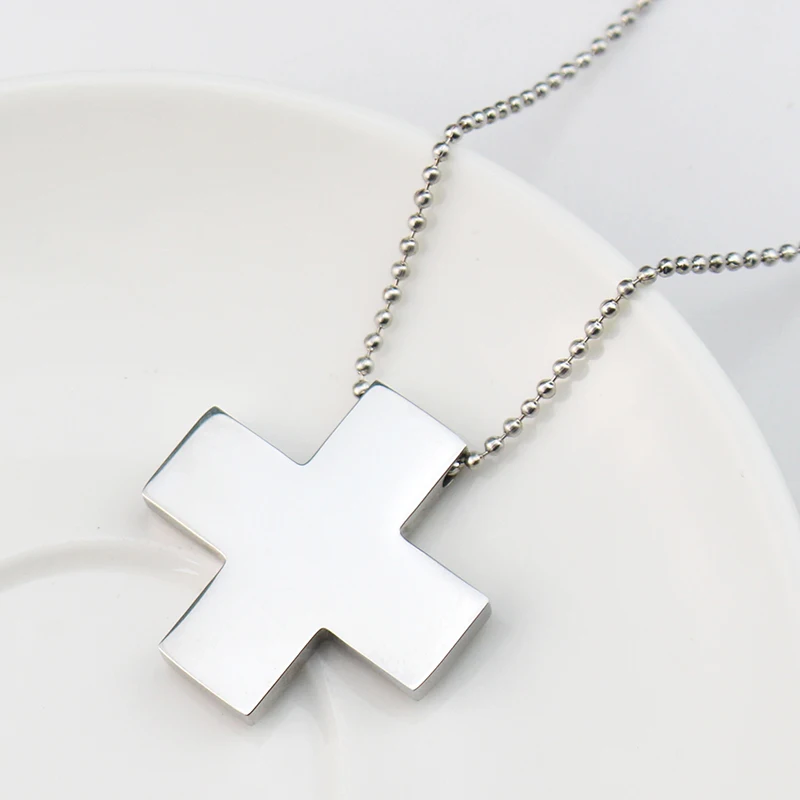 Collier pendentif croix en acier inoxydable pour hommes et femmes, Anime japonais, collier Evangelion, OligKatsuragi Misato, bijoux cadeaux à la mode