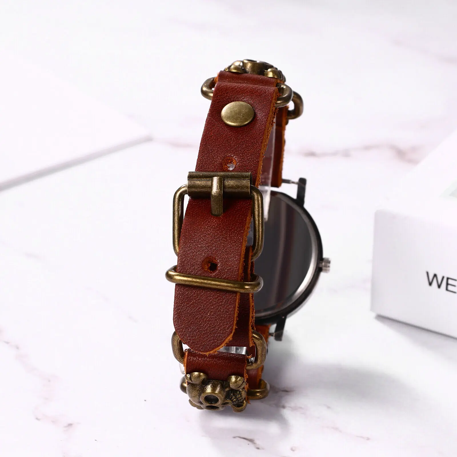 Lancardo นาฬิกาข้อมือผู้หญิงหญิงสาวหัวกะโหลกวินเทจพังค์สายหนัง PU นาฬิกาข้อมือควอตซ์แฟชั่นของขวัญวันฮาโลวีนนาฬิกาสุภาพสตรี reloj