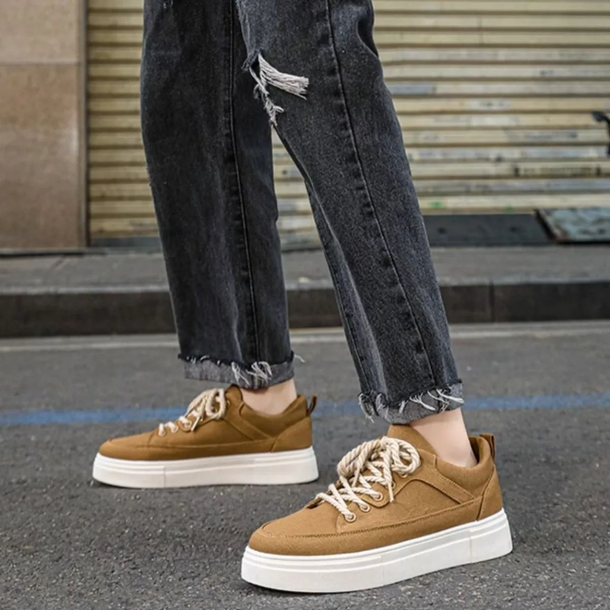 

Men's Cloth Shoe Breathable Versatile Sports Leisure Board Shoes for Daily Wear Suitable for All Seasons Soft Sweat-Free All Day