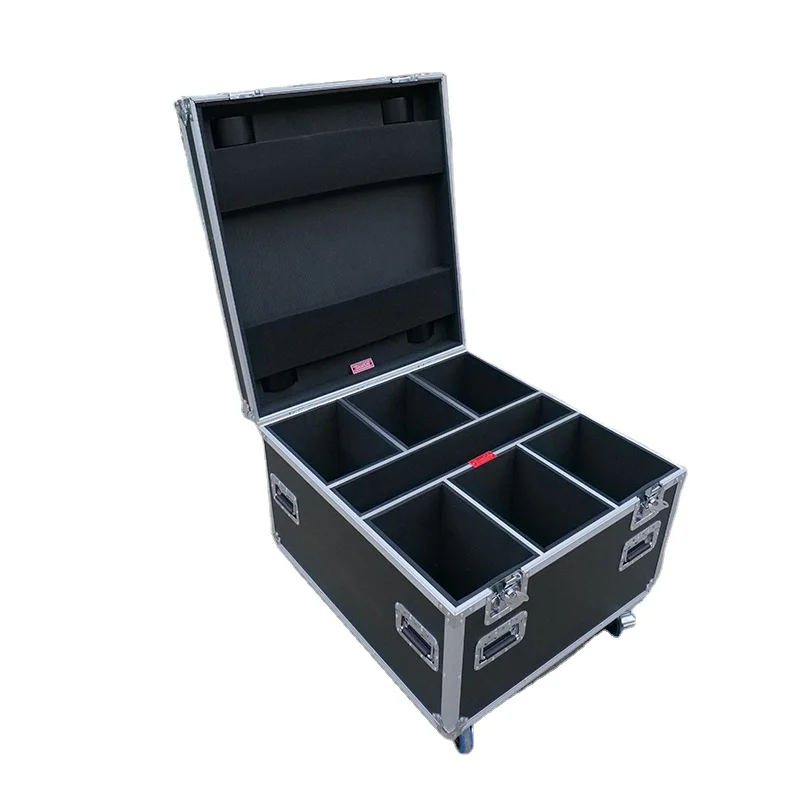 Flight Lighting Road Case For 6 Chauvet R2X Wash Fixtures