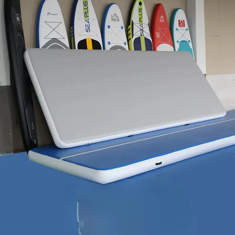 Aufblasbare Bodenmatte, 8 x 2 x 0,2 m, aufblasbare Trommelbahn, Trampolin, Luftbahnmatten, aufblasbare Luftmatten, aufblasbare Gymnastikmatte mit Pumpe