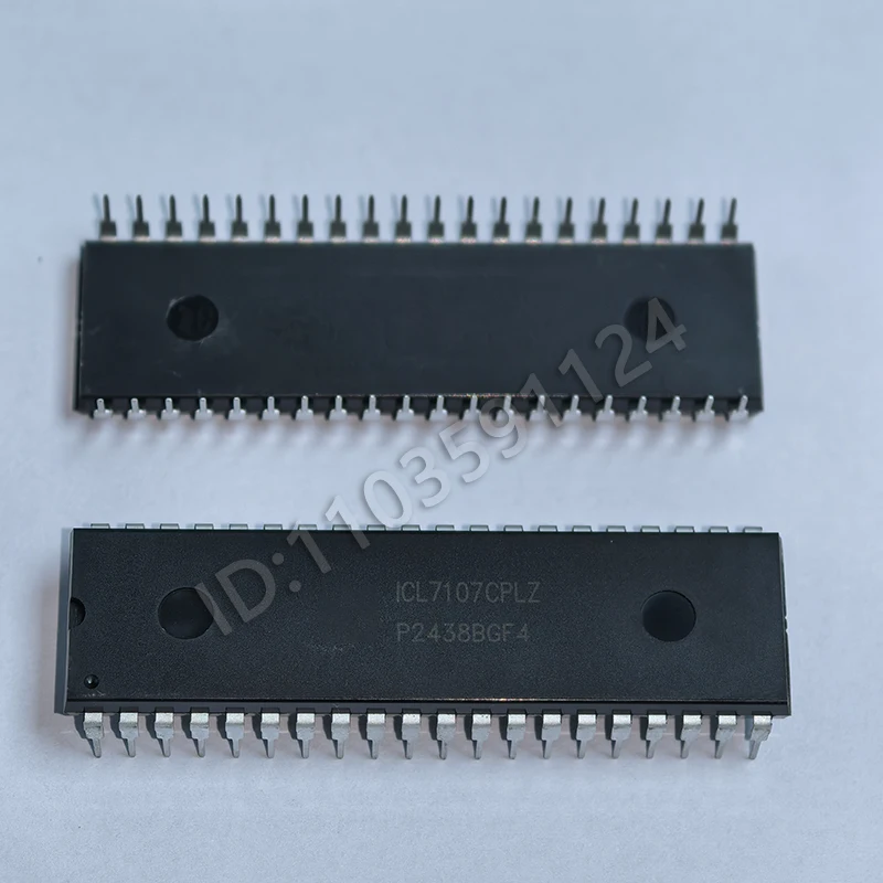 4 PCS Marca ICL7107CPLZ: RENESAS/IDT Embalagem: DIP-40 Novo estoque original importado está vendendo bem em estoque