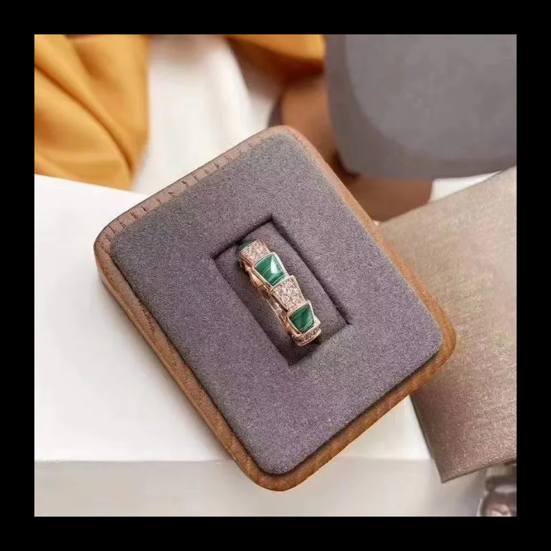 قلادة على شكل قلادة من الألماس بالكامل على شكل زهرة خمس بتلات، سلسلة الترقوة على شكل زهرة عباد الشمس الكبيرة للنساء