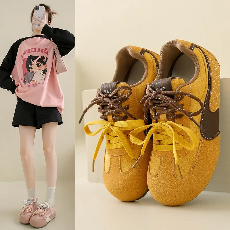 2025 New Women Spring And Autumn Thick-soled Lightweight Sneakers For Women All-match Popular Retro Sport Leisure Shoes Hot Sale