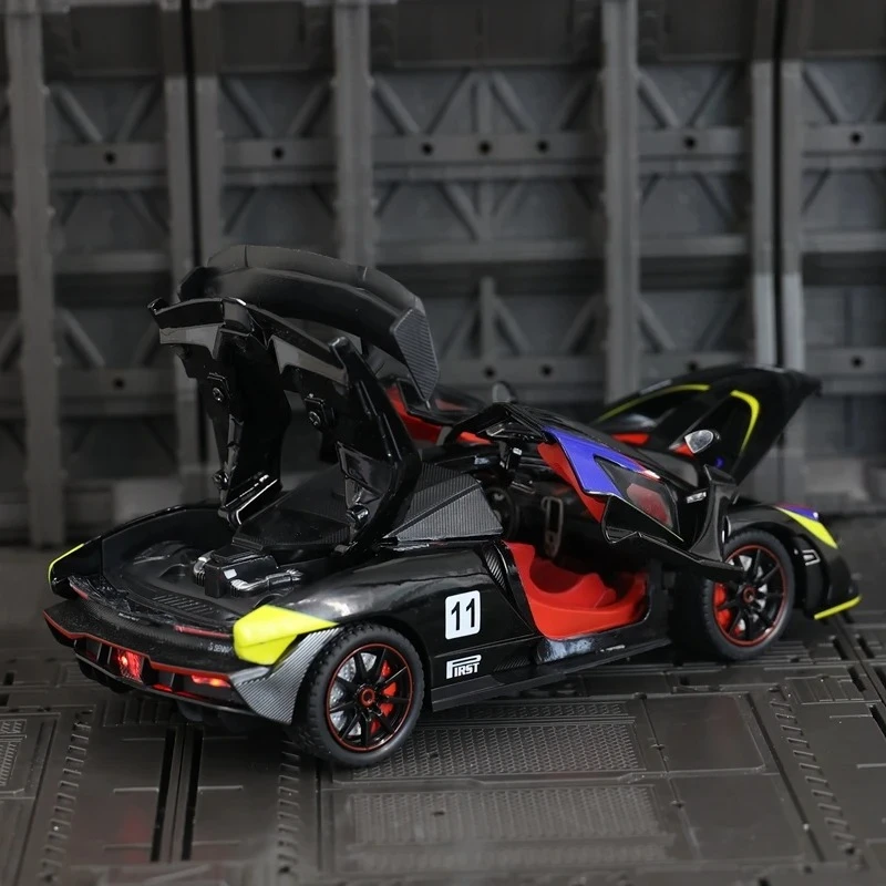 Para 1:24 McLaren Senna supercoche de aleación modelo colección de adornos de coche puertas y maletero del capó del motor se puede abrir regalo para niños