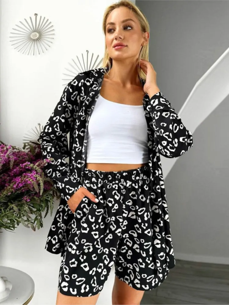 Mode Leoparden muster kurze Hosen setzt Frauen Langarm hemden lose Shorts trend ige Sommer dame pendeln zweiteiliges Set 2024 neu