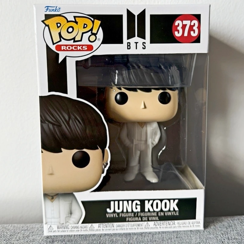 Funko Pop! Original Rocks BTS Jung Kook # Figura de Vinilo 373 - Modelo Coleccionable de K-pop, Adorno de Escritorio, Juguete, Regalo para Fans del K-pop