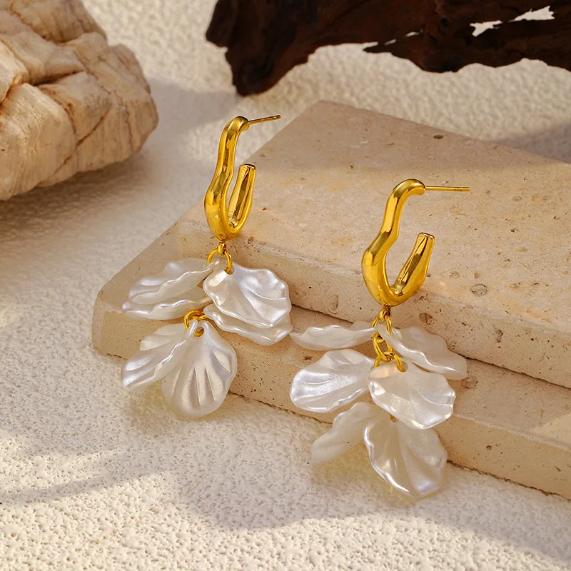 Best-Selling Daily & Party Earrings - Korean Fairycore Pearl Tassel, Gold Small Fragrance Style Shell Flower Silver Needle Jewel