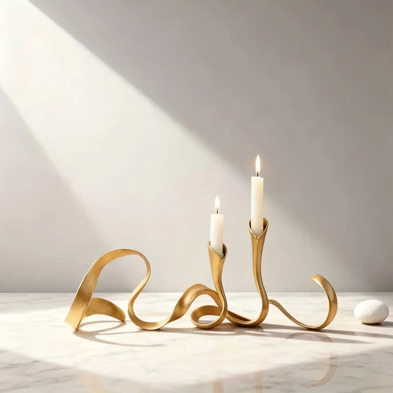 Modern Geometric Candle Holder Wave Candlestick Dinner Party Desktop Decoration Atmosphere Candle Holder Home Decor Ornament