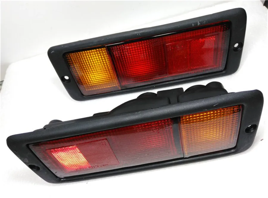 

Tail Lights in Bumper for Mitsubishi PAJERO / MONTERO / RVR 1991 1992 1993 1994 1995 1996 1997 1998 Rear Lamp MR124964, MR124963