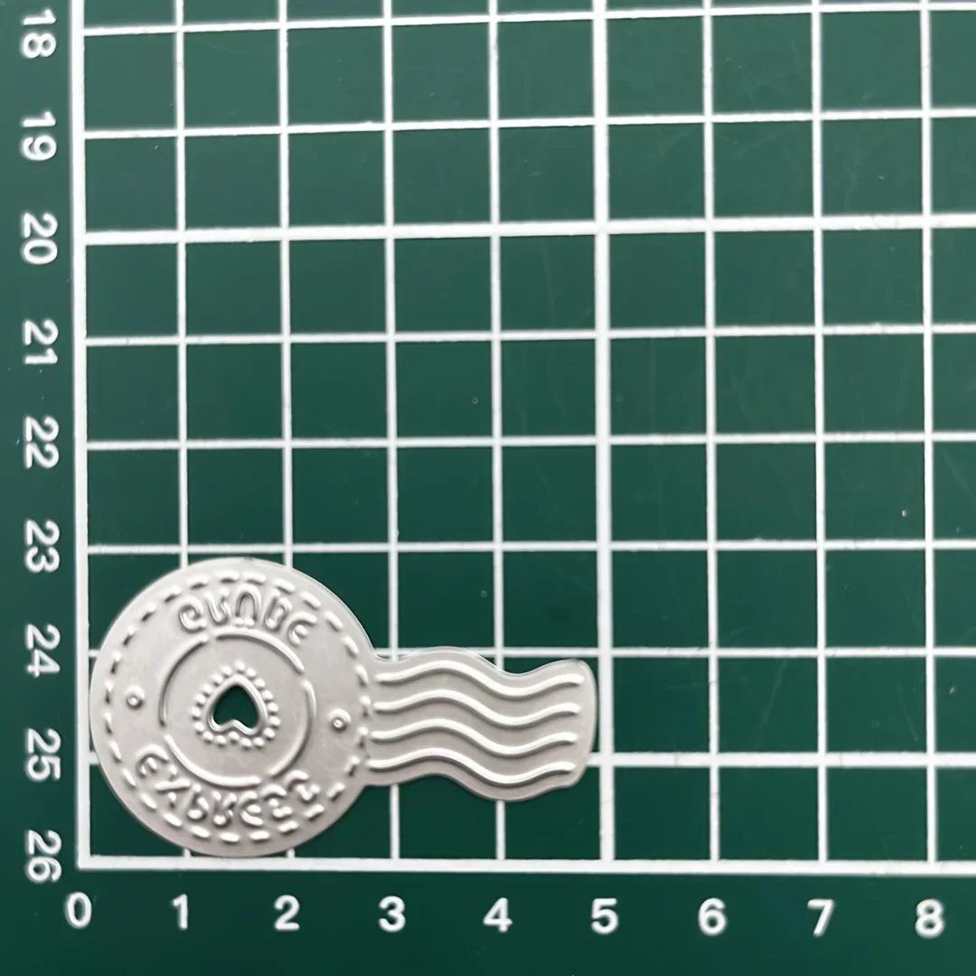Nieuwe ronde liefdeshart enveloplabel metalen snijmatrijs geschikt voor doe-het-zelf plakboekkaart Album Cover sjabloon embossing ambacht - afbeelding 1