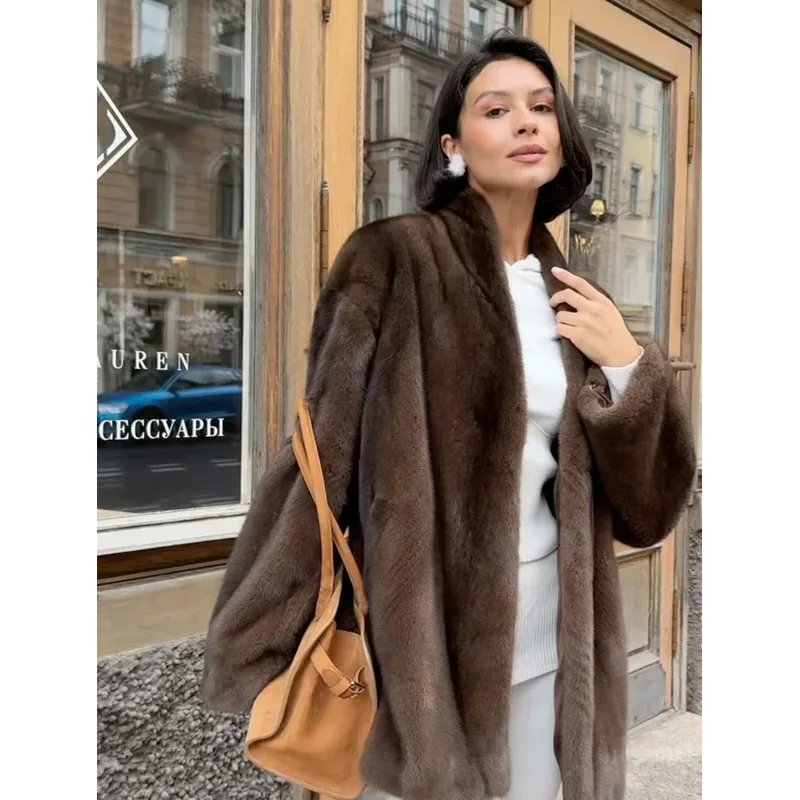 女性用エレガントなレースアップフェイクファー ジャケット、プラッシュVネック、ファッショナブルな長袖、ゆったりとした暖かいジャケット、レディース2025冬通勤ストリートコート