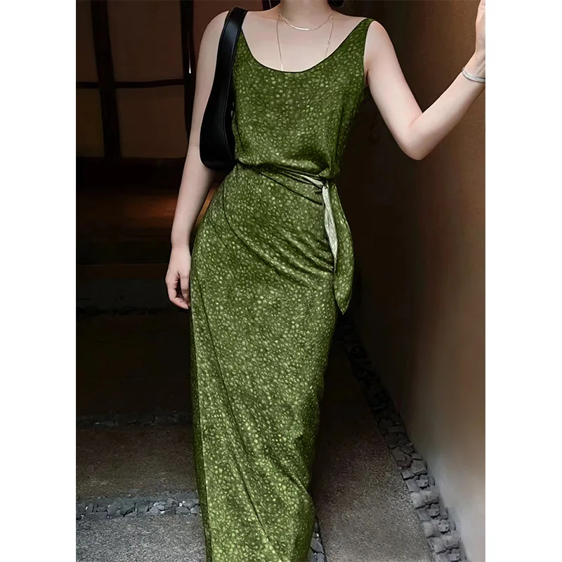 

Holiday Style Silk Dresses Summer Women Temperament Long Dress Two Ways To Wear The Front and Back Forest Green Fashion Elegant