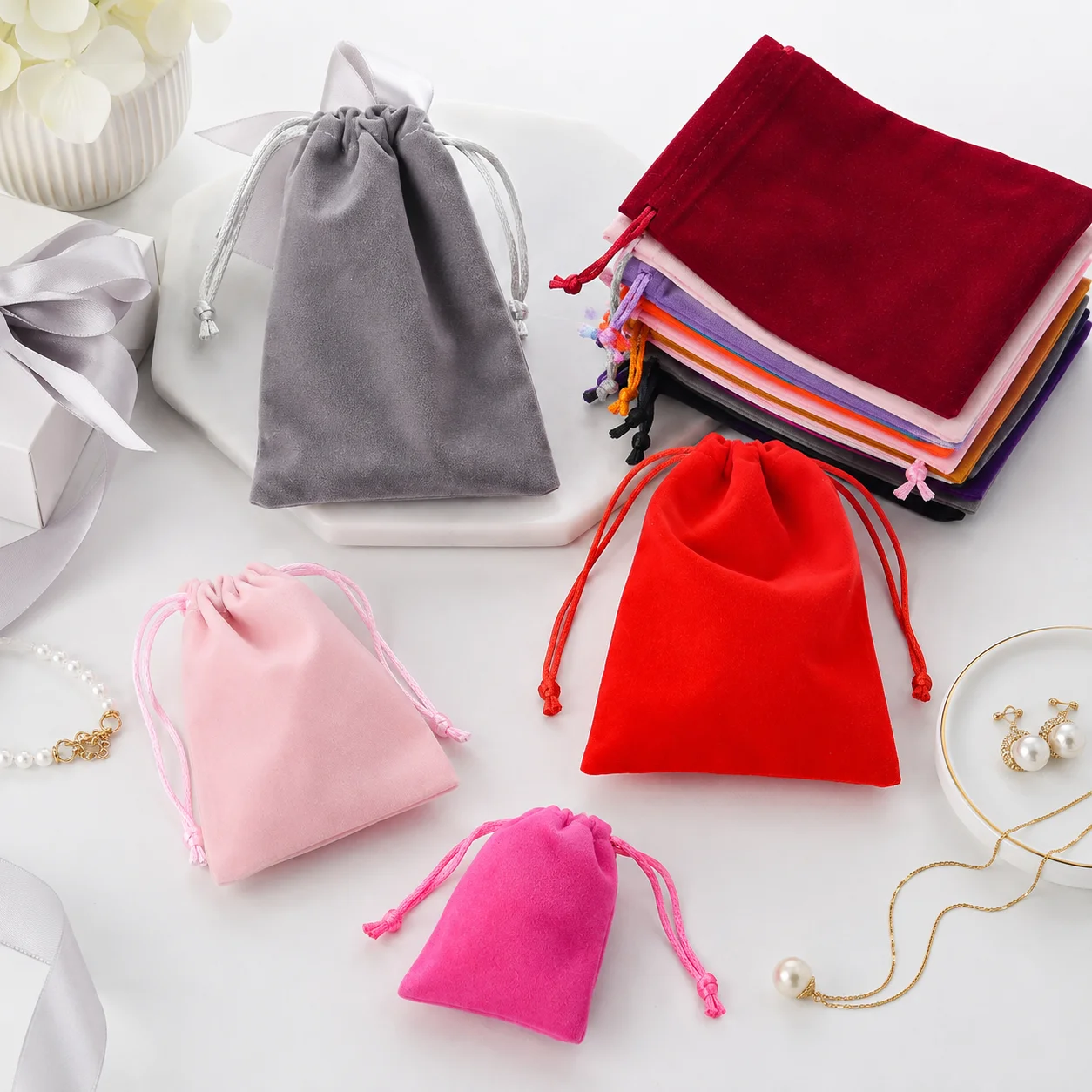 10 Stück Bunte Samt-Geschenktaschen mit Kordelzug für Schmuckaufbewahrung und Verpackung kleiner Waren – Detail 4