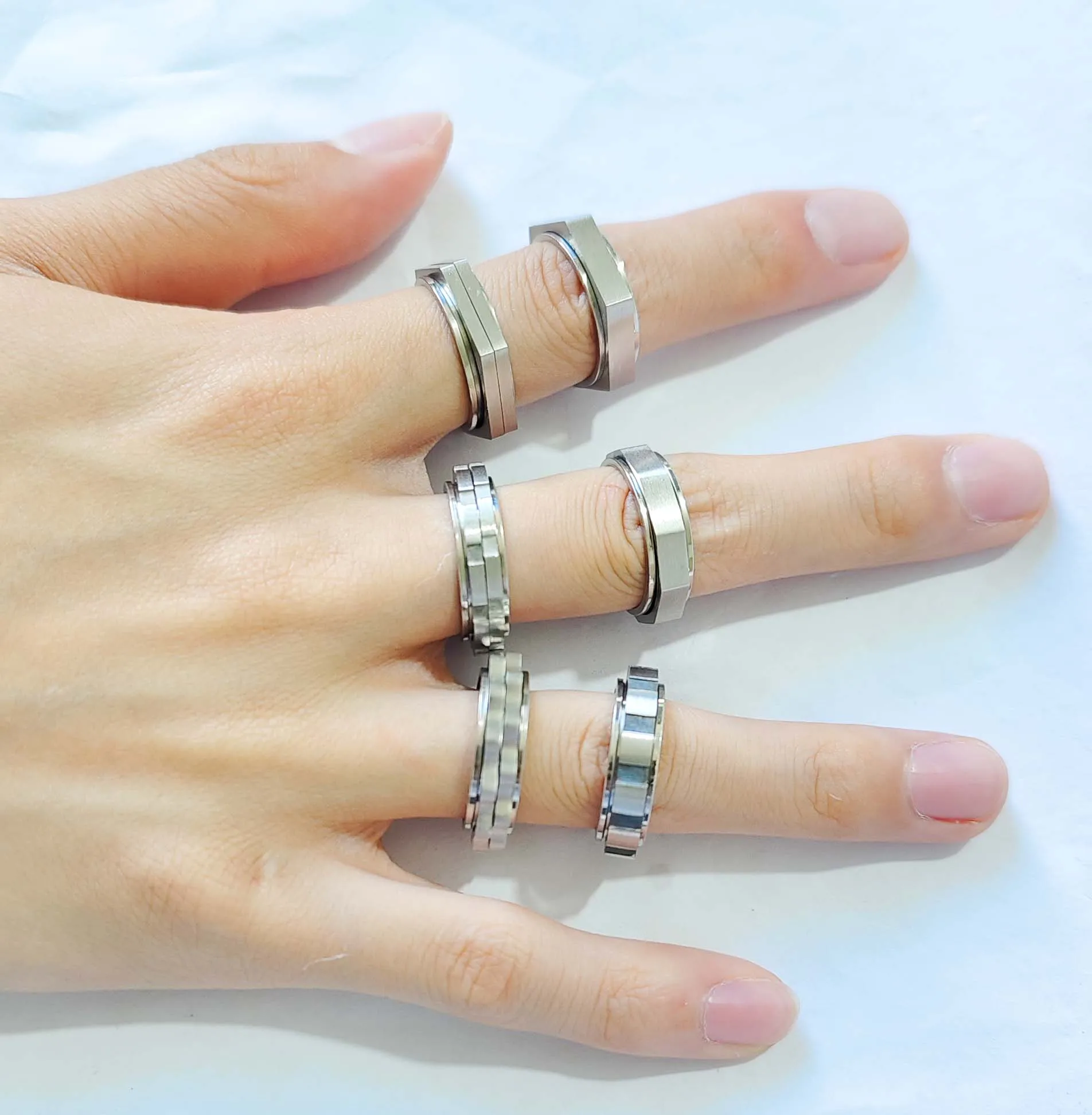 Six piece set with rotatable design for stress relief and anxiety relief, fashionable ring set