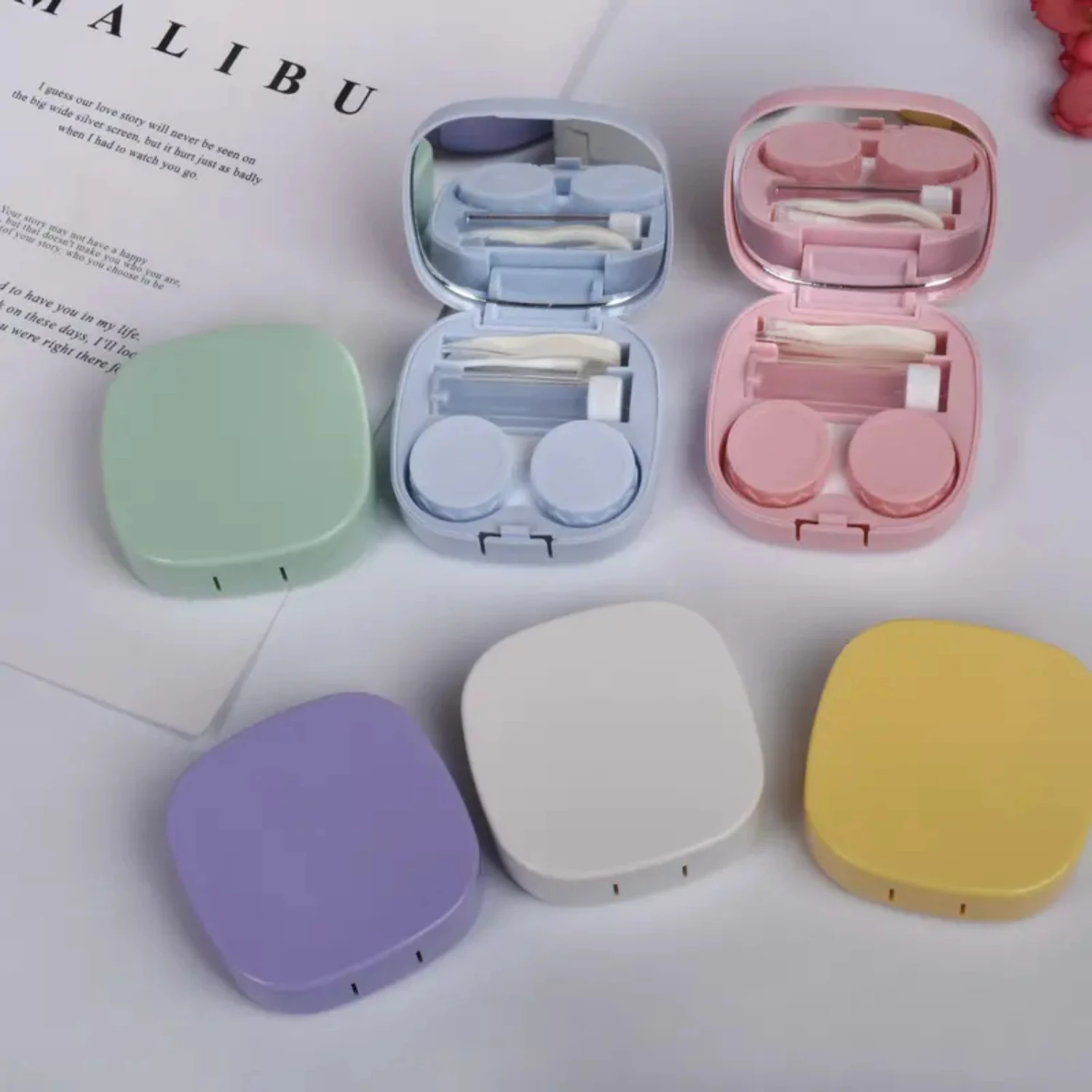 Convenient, Portable, and Compact Macaron-colored Contact Lens Storage Box for Travel and Everyday Use with Built-in Mirror