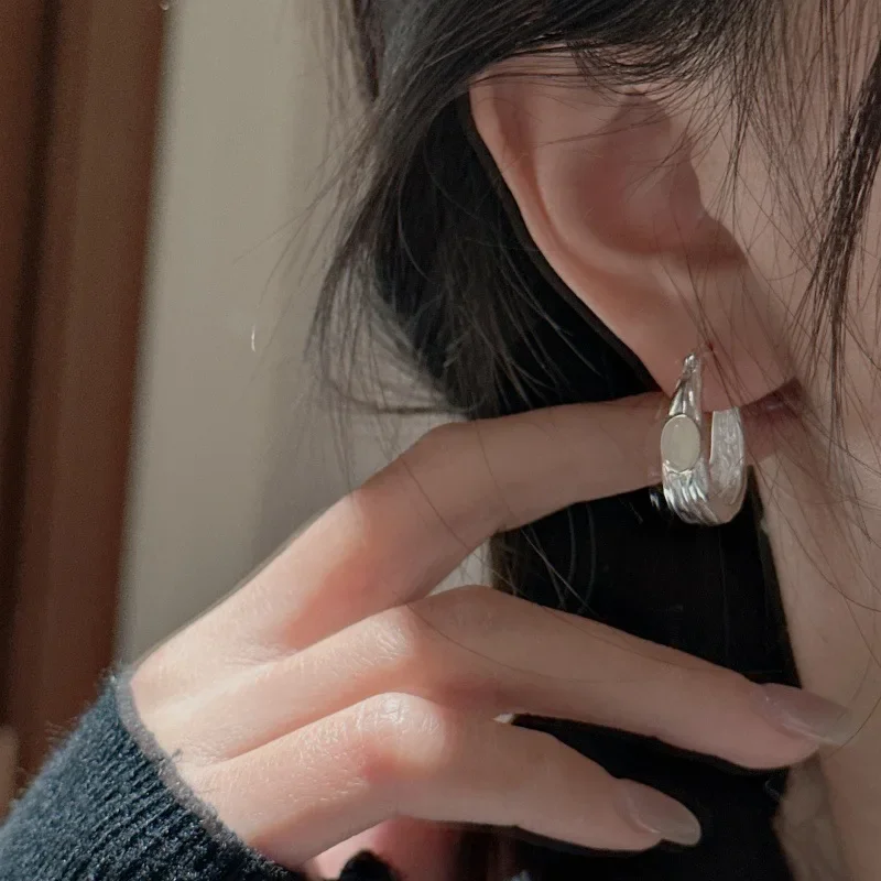 

Tibetan Silver Oval Stones Irregular Geometric Hoop Earrings for Women Fashion Jewelry Trendy Personality Accessories