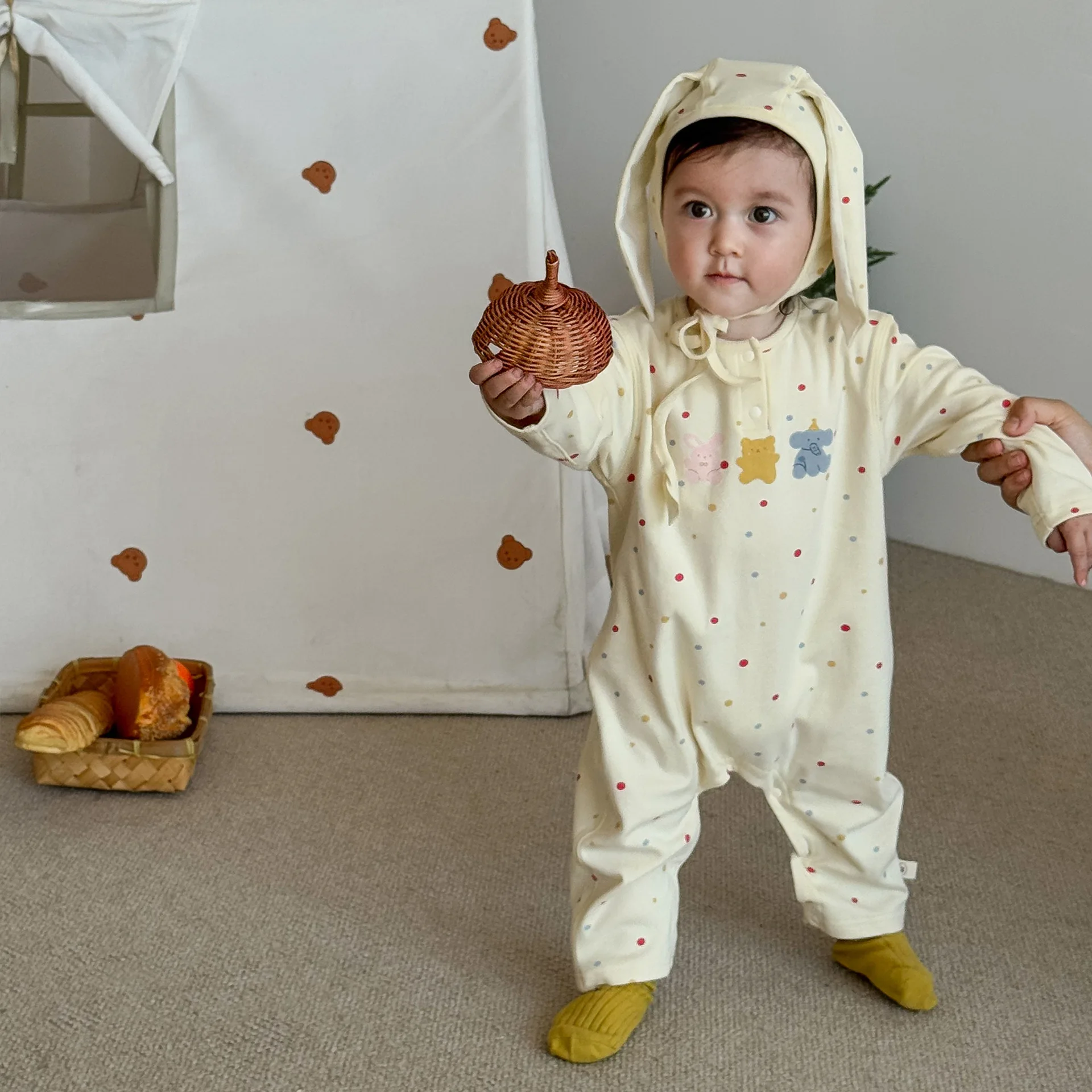 

Baby Wave Point Jumpsuit 2025 New Autumn Female Baby Super Cute Cartoon Crawling Suit Newborn Year Old Clothes