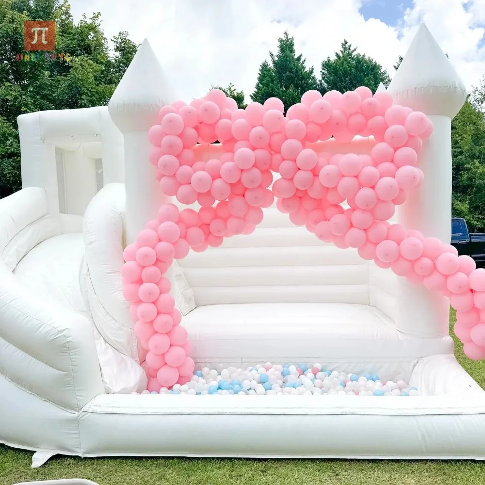 

Надувной батут из ПВХ белого цвета