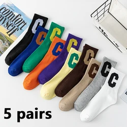 5 Pairs of WOMEN'S High Socks Made of Cotton with Medium to Long Sleeves, Soft and Breathable. Autumn and Winter Colored Letters