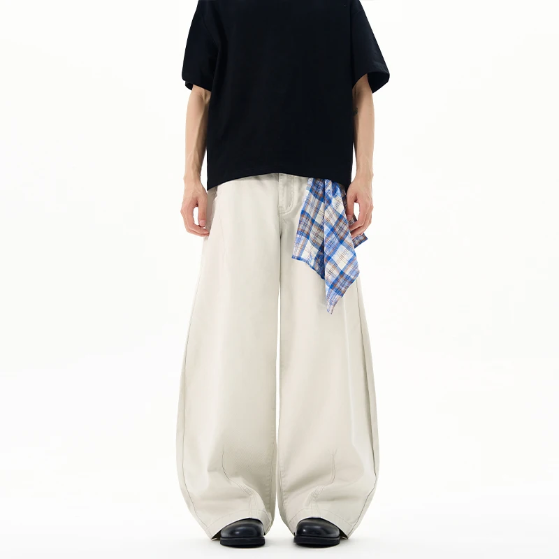 

Checkered fabric pendant paired with white jeans, men's loose curved knife style trendy brand curved denim pants