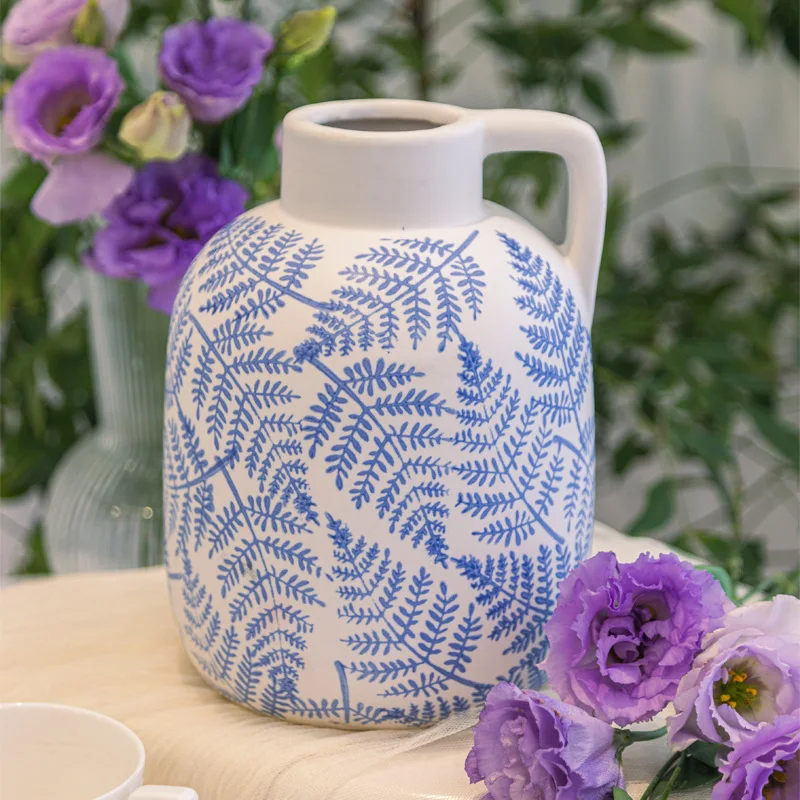 Blue and White Porcelain Vases Hand-painted Blue Faint Leaf Ceramic Vase Home Decoration