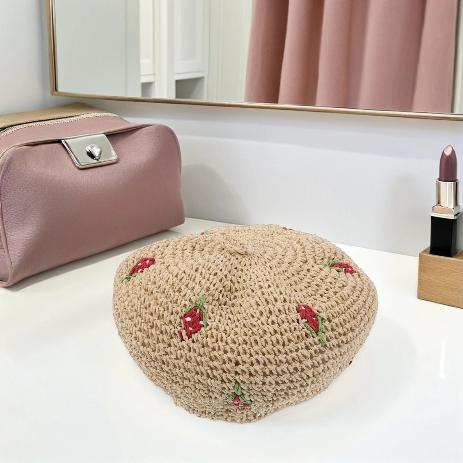

Strawberry Beret Lightweight Hand-Woven Breathable Straw Hat Summer Outdoor Travel Cute Straw Hat for Women Strawberry Bonnet