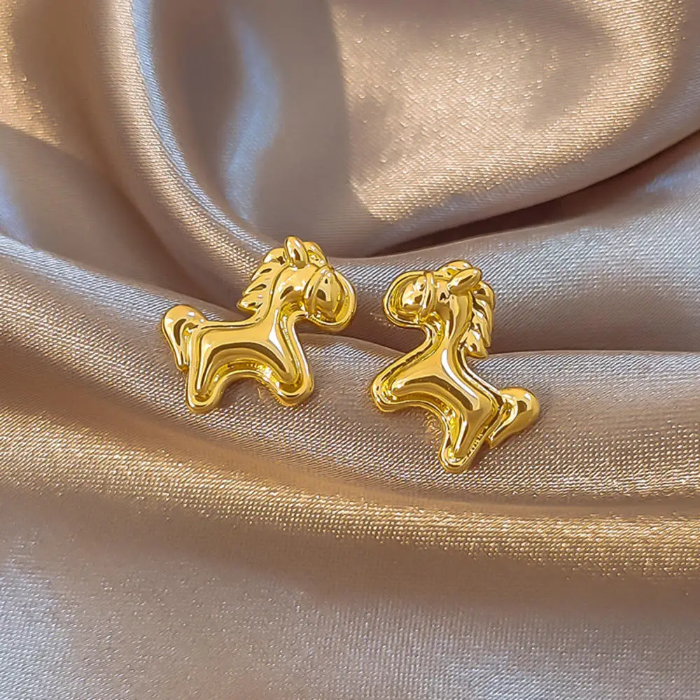 أقراط على شكل حصان ذهبي وفضي معدني بتصميم فريد من نوعه على شكل حيوانات كرتونية للنساء والفتيات وإكسسوارات مجوهرات عصرية