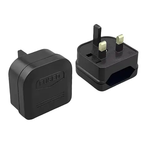 2 Pin EU Plug To UK SG MY 3 Pin Type Plug With 5A Fuse Power Socket Euro To British Singapore Travel Plug Adapter AC Converter
