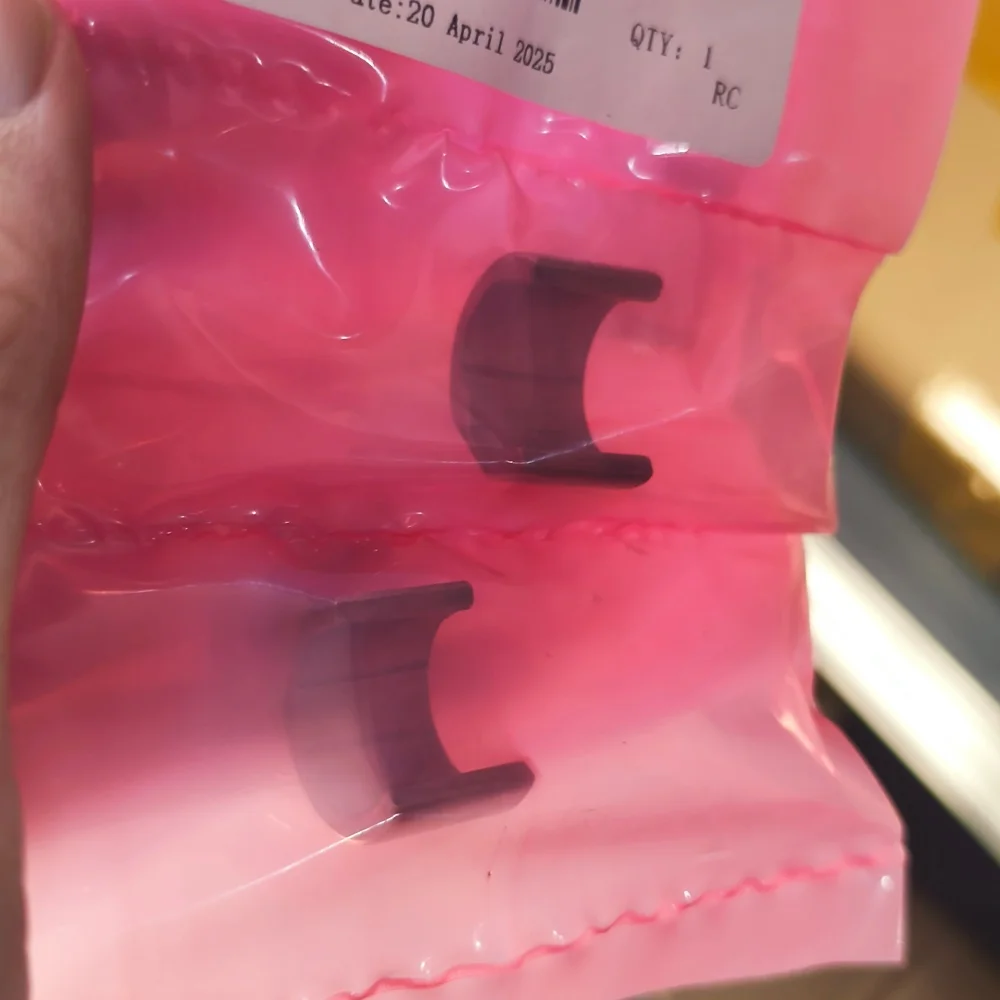 

1set Carriage Bushing Q6651-60053 Q6651-60337 For HP DesignJet Z6100 Z6200 Z6600 Z6800 T7100 T7200 L25500 L26500 Z4000 D5800