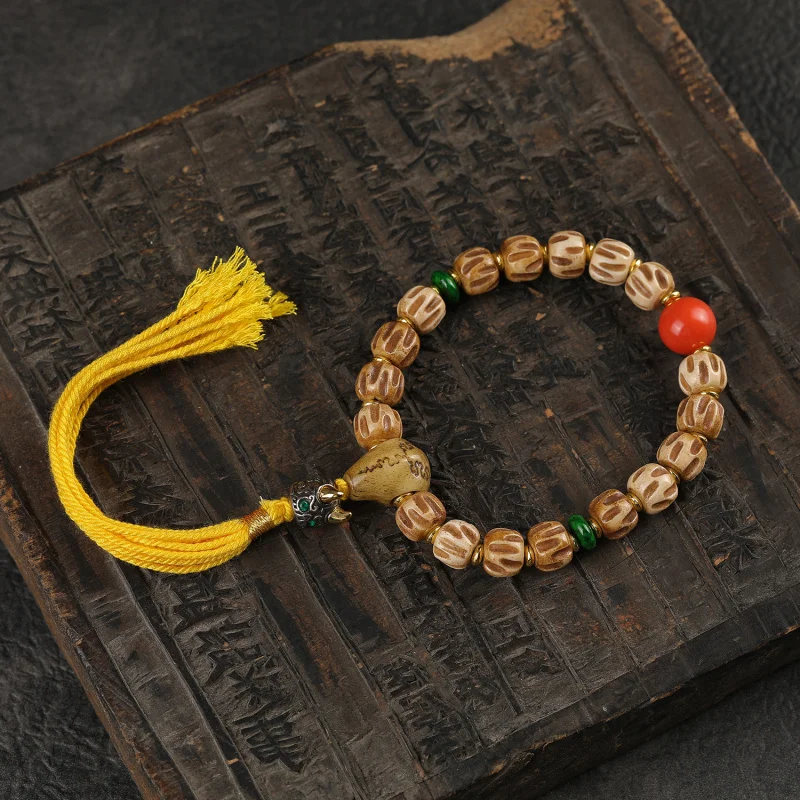 

Passion Seed Backflow Cow Bone Bracelet Buddhist Bead Accessories