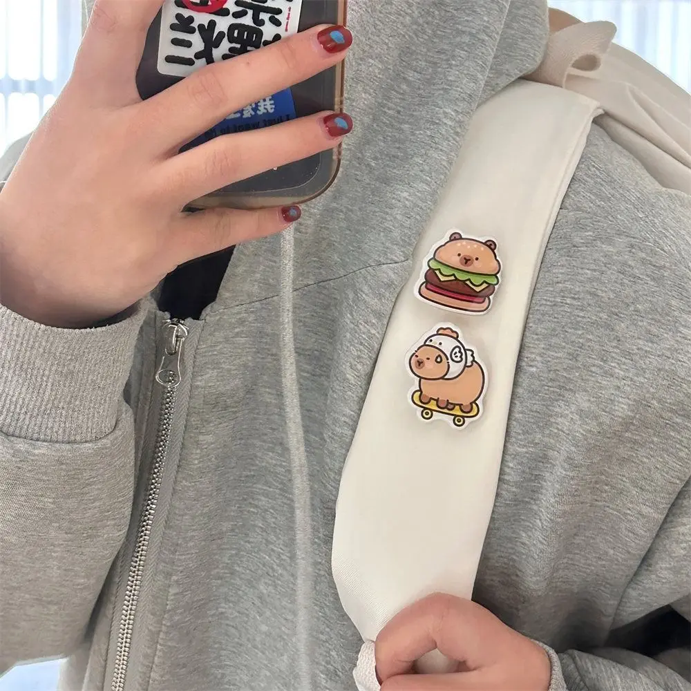 Breastpin Hamburger Capybara Brooch Cartoon Lapel Cute Acrylic Capybara Pin Creative Fashion Capibara Pin Party