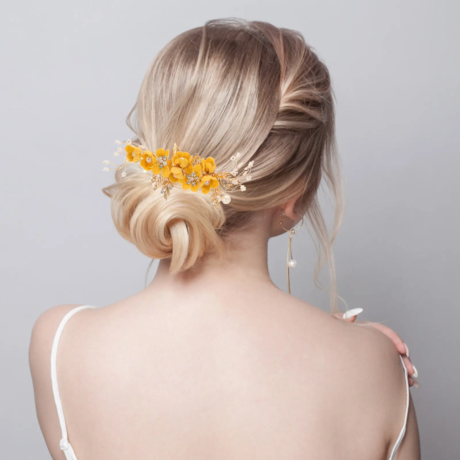 

Набор из 1 предмета: Расческа для волос с цветами и листьями, свадебный головной убор, заколка для невесты, элегантные свадебные аксессуары для волос, украшение для невесты