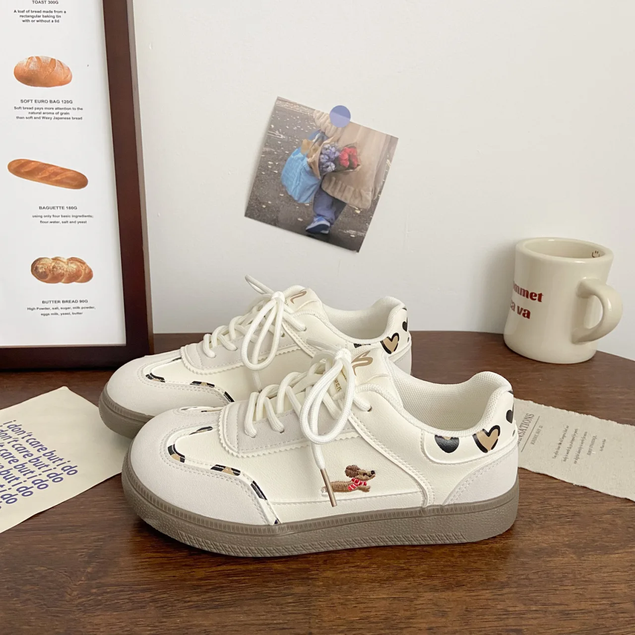 

Autumn Women's Thick Soled Sneakers Round Toe Height Increasing Fashionable Casual Shoes Anti Slip Wear-resistant White Shoes