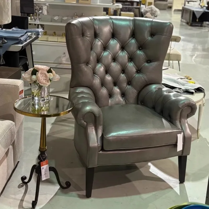 

American light luxury solid wood leisure chair living room light luxury single sofa leisure chair