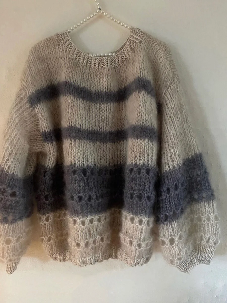 Sweater Rajut Wanita Motif Garis Berlubang Lembut Santai Gaya Jepang Merek Line Bulat Leher Panjang Regular