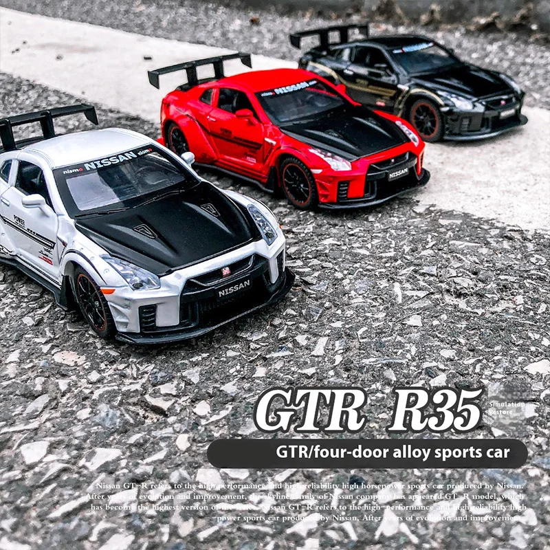 Modelo de coche deportivo GTR R35 de aleación 1:32, detalles interiores simulados, efectos de iluminación y sonido geniales, exquisitos adornos de escritorio