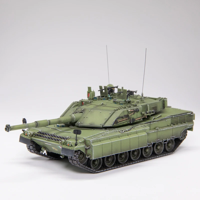 Tanque de batalla principal de Ariete italiano, escala 1:72, C1 PSO, simulación de tanque con orugas de resina, modelo de exhibición estática, regalo coleccionable, recuerdo