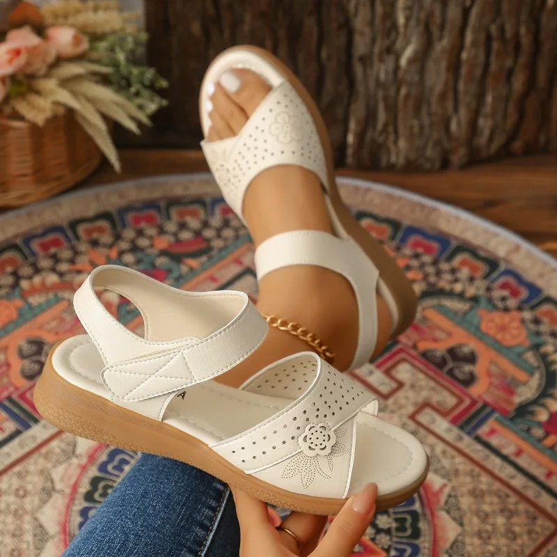 Women's Fish Mouth Open Toe Flower Embellishment Comfortable Vintage Wedge Heel Sandals Women Summer New Fashionable Sandals