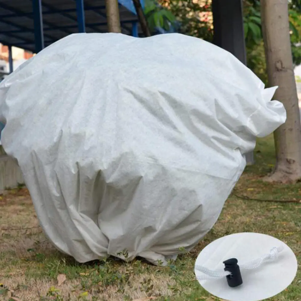 

1pc Plant Winter Protective Cover Nonwoven Fabric Frost Proof Garden Shrub Cover Reusable Plant Blanket For Large Plants